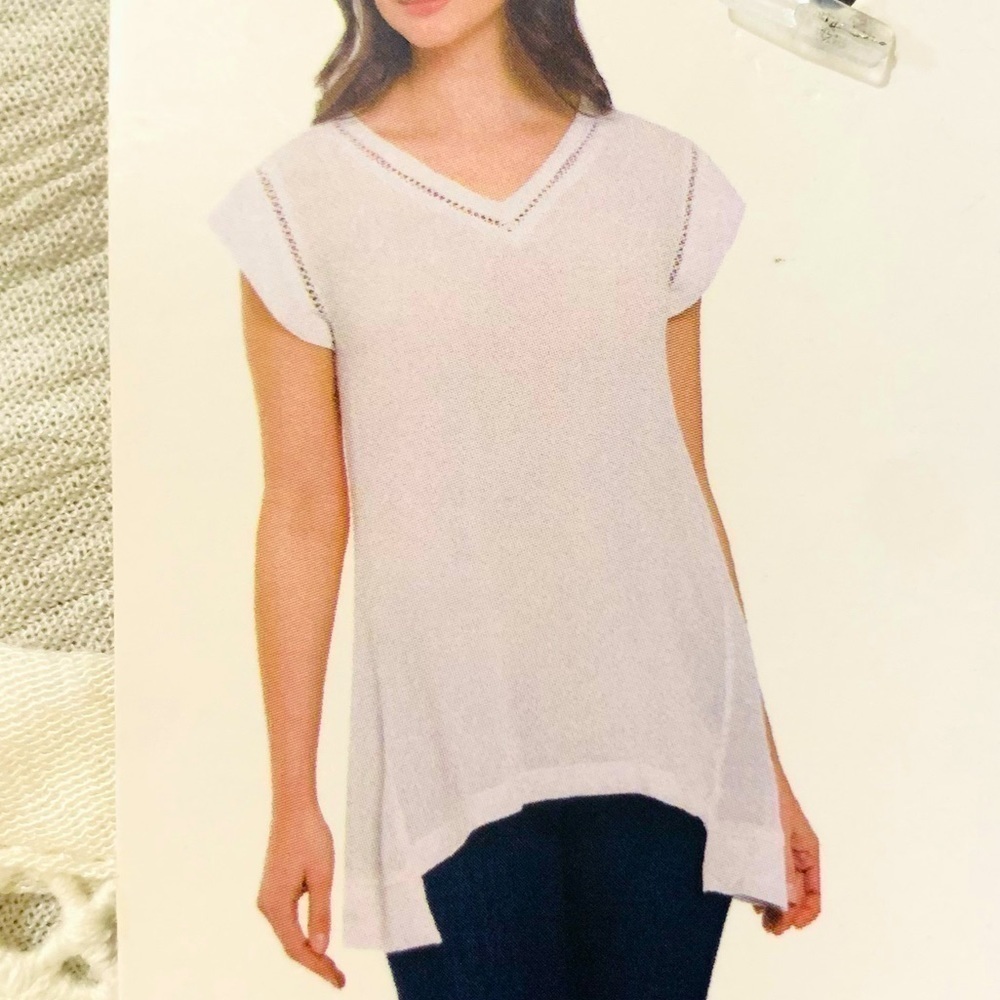 NWT ELLEN TRACY cream Flutter Sleeve Blouse sz L